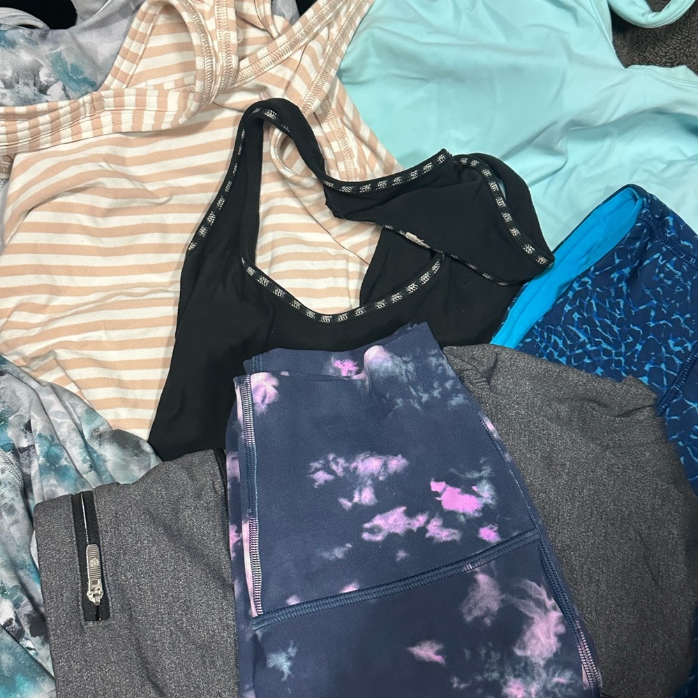 HUGE Lulu lot of leggings, tops and bikers!!!!!!! 8 total pieces!